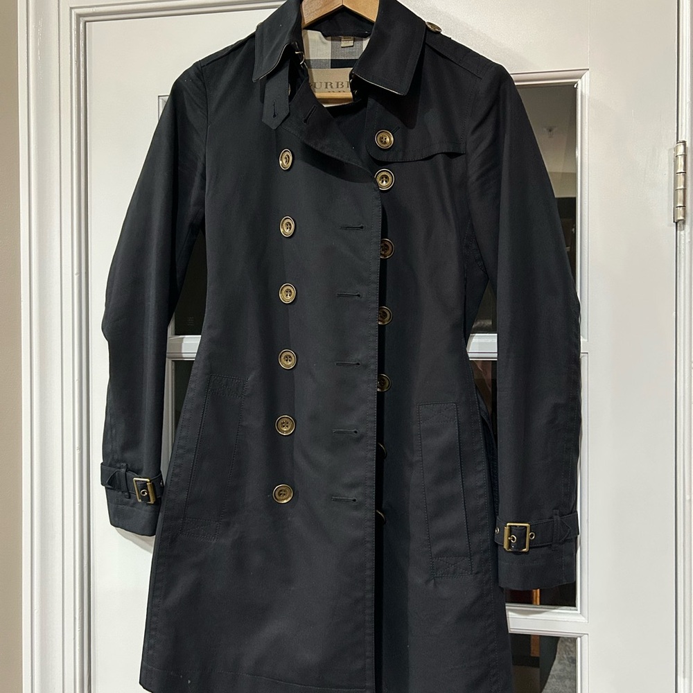 Burberry Black Double-Breasted Trench Coat Sz 4